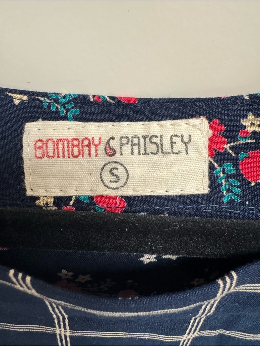 Bombay Paisley Short Sleeve Dual Fabric Dress - Picture 2 of 7